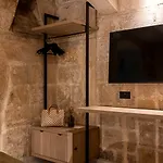 Zekka House